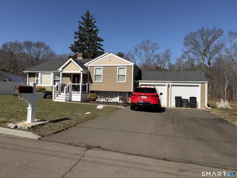 19 Gloria Pl, East Haven, CT 06512