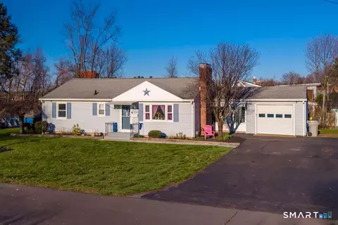 49 Daley St, Bristol, CT 06010