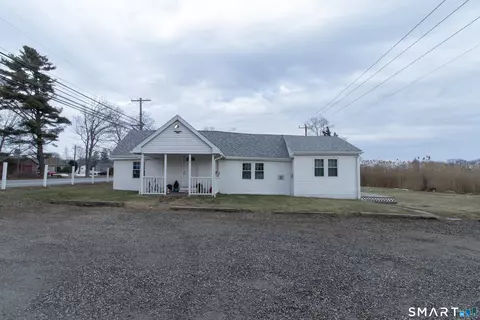 296 E Main St, Clinton, CT 06413