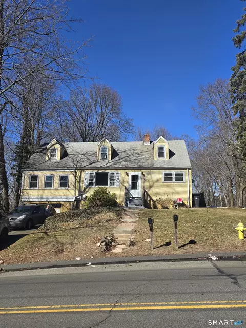 139 Foxon Hill Rd, New Haven, CT 06513