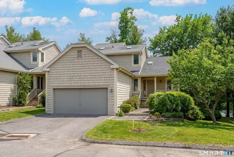 12 Boulevard Dr # 31-173, Danbury, CT 06810