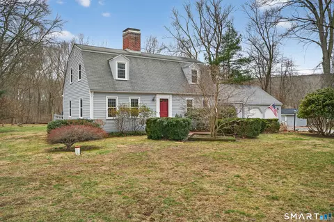 24 Saunders Hollow Rd, Old Lyme, CT 06371