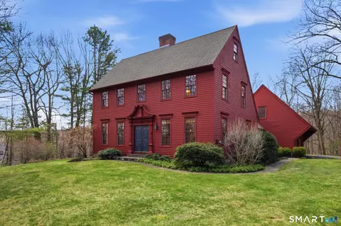 19 Moosehorn Rd, Granby, CT 06090