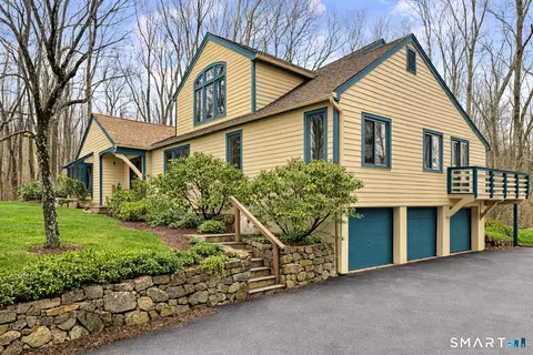105 Old Hwy, Wilton, CT 06897