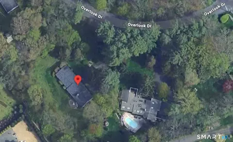 24 Overlook Dr, New Canaan, CT 06840