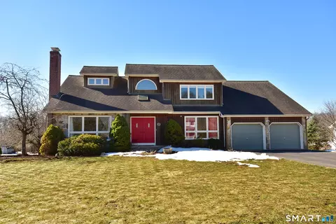 35 Vincent Cir, South Windsor, CT 06074