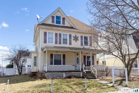 100 Campfield Ave, Hartford, CT 06114