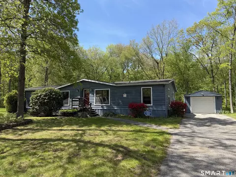 65 Colchester Cmns, Colchester, CT 06415