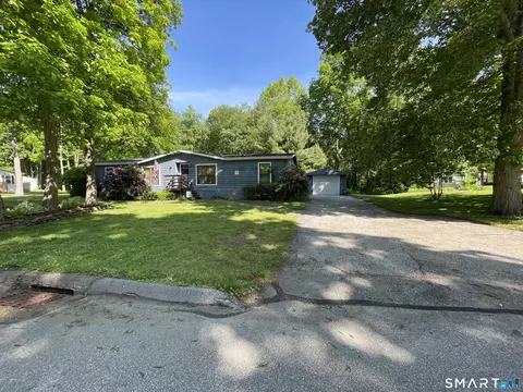 65 Colchester Cmns, Colchester, CT 06415