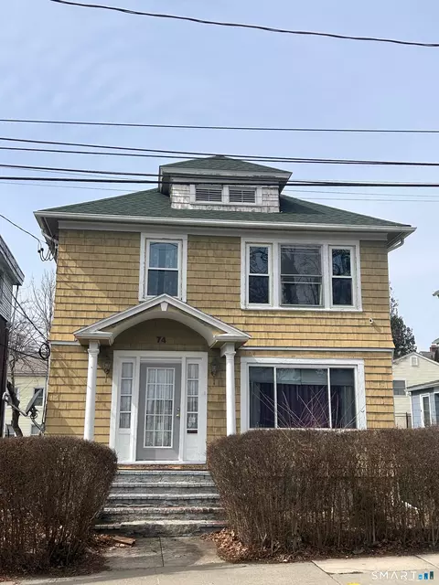72 Brainard St, New London, CT 06320