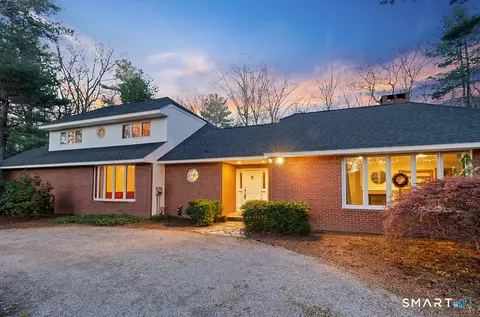 113 Kimberly Dr, Manchester, CT 06040