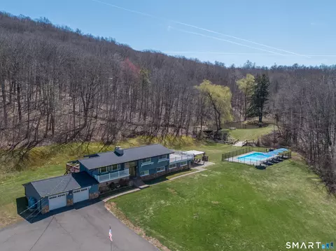 408 Stage Coach Rd # -R, Durham, CT 06422 photo 2