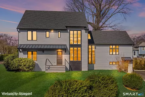 31 Thornhill Rd, Riverside, CT 06878