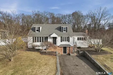 12 Longmeadow Dr, Wolcott, CT 06716