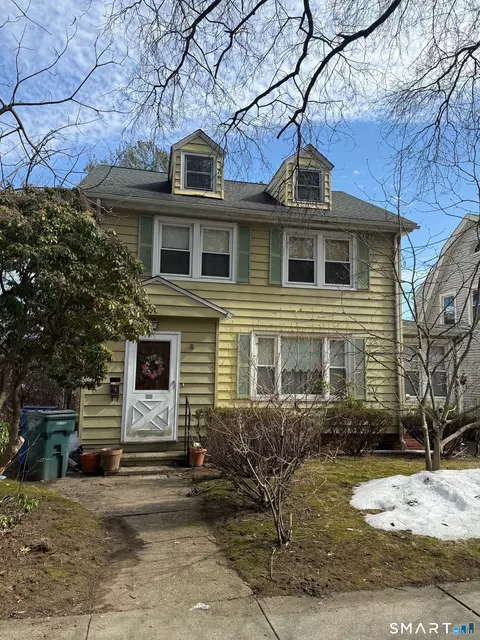 53 Park Rd, Hamden, CT 06517