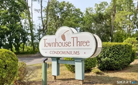 85 Old Town Rd #57, Vernon, CT 06066