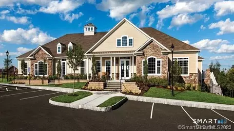 424 Center Meadow Ln #424, Danbury, CT 06810