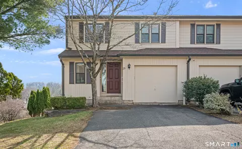 25 Tinsmith Xing #25, Wethersfield, CT 06109