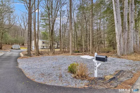 183 Park Rd, Oxford, CT 06478