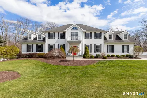 23 Country Ln, Bethany, CT 06524