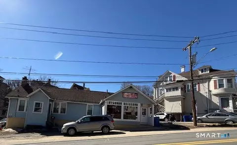113 Bunker Hill Ave, Waterbury, CT 06708