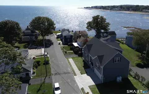 14 Annawon St, West Haven, CT 06516