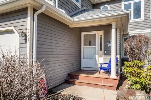 284 Castlewood Dr #284, Bloomfield, CT 06002