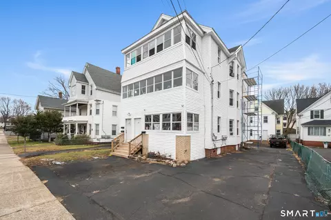 59 Trinity St, New Britain, CT 06051