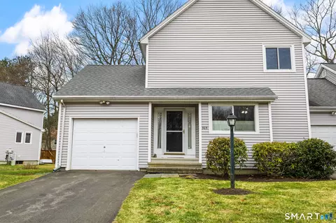 305 Aspetuck Trl #305, Shelton, CT 06484