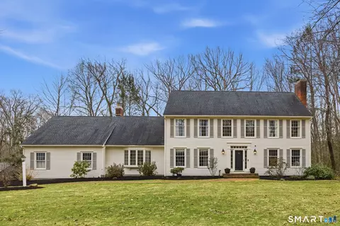 134 Old Mill Rd, Avon, CT 06001