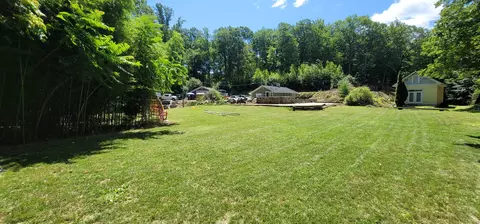 134 Nashville Rd, Bethel, CT 06801