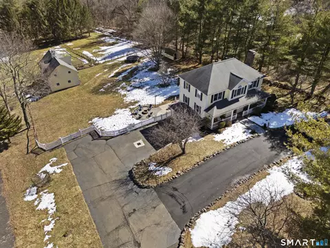 105 Building Brook Rd, Hamden, CT 06514