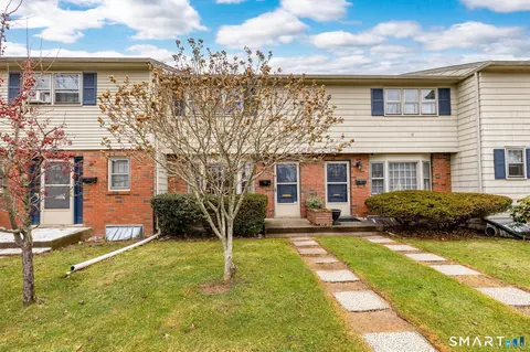 Exterior - 147 Spring St #147, Wethersfield, CT 06109 photo 4 of 9