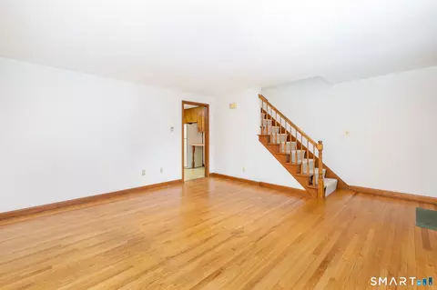 Living - 147 Spring St #147, Wethersfield, CT 06109 photo 2 of 4