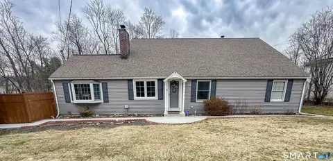 207 Stadley Rough Rd, Danbury, CT 06811