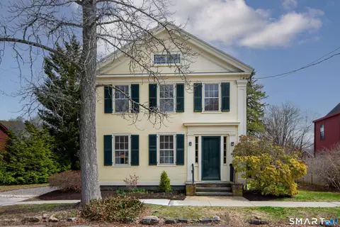 95 Fair St, Guilford, CT 06437