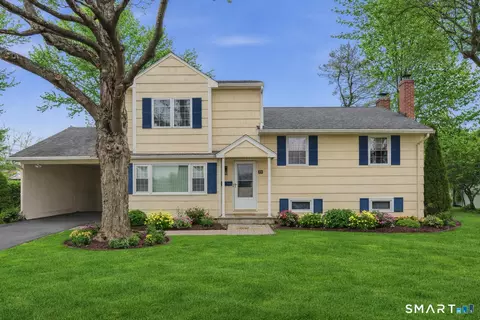 28 Ashford Rd, West Hartford, CT 06107