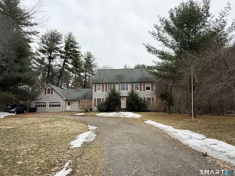 5 Stadler Hts, Winchester, CT 06098