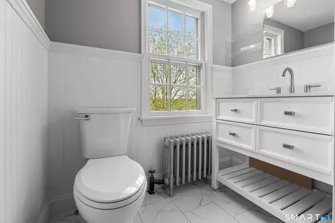 Bath - 551 N Main St, Suffield, CT 06078 photo 3 of 3