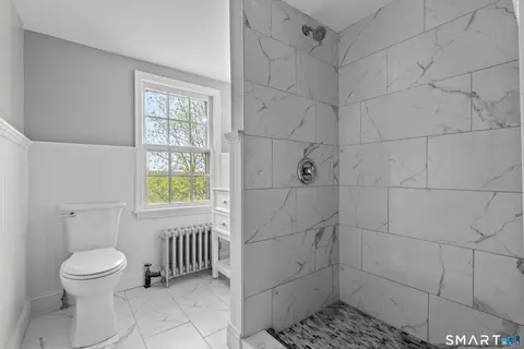 Bath - 551 N Main St, Suffield, CT 06078 photo 2 of 3