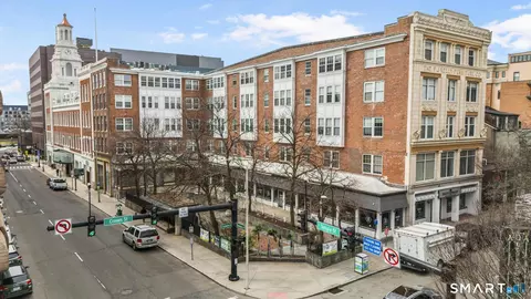 196 Crown St #209, New Haven, CT 06510