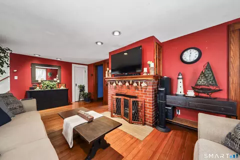 Living - 7 Summit Rd, Prospect, CT 06712 photo 1 of 3