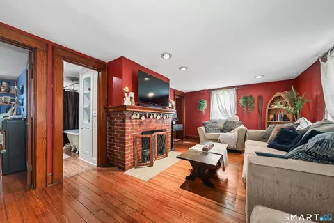 Living - 7 Summit Rd, Prospect, CT 06712 photo 2 of 3