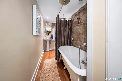 Bath - 7 Summit Rd, Prospect, CT 06712 photo 1 of 4