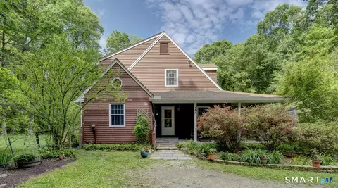 90 N Pond Rd, Amston, CT 06231