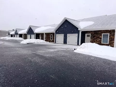 210 Munson Rd #1-A, Wolcott, CT 06716