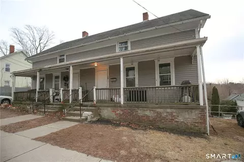 187-189 Prospect St, Moosup, CT 06354