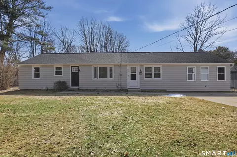 304 Mashentuck Rd, Killingly, CT 06239