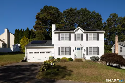 76 Kenmore Ave, Waterbury, CT 06708