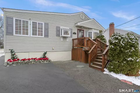 217 Merwin Ave, Milford, CT 06460
